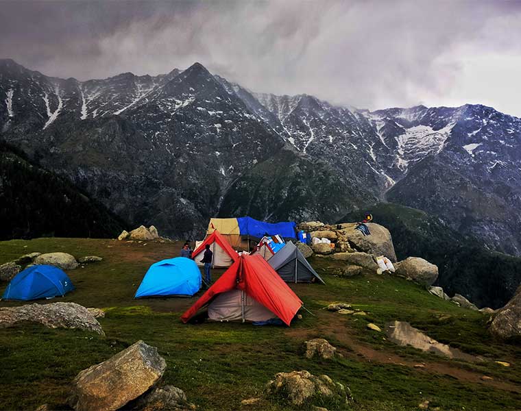 Elegir el lugar indicado para acampar / Foto: Rishabh Pandoh