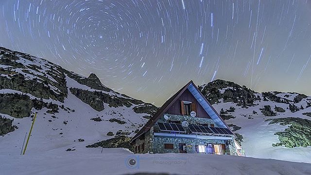 Refugio de Respumoso || by @albertcp87 (Instagram) #travesiapirenaica #Pirineos #Pyrénées #Pyrenees