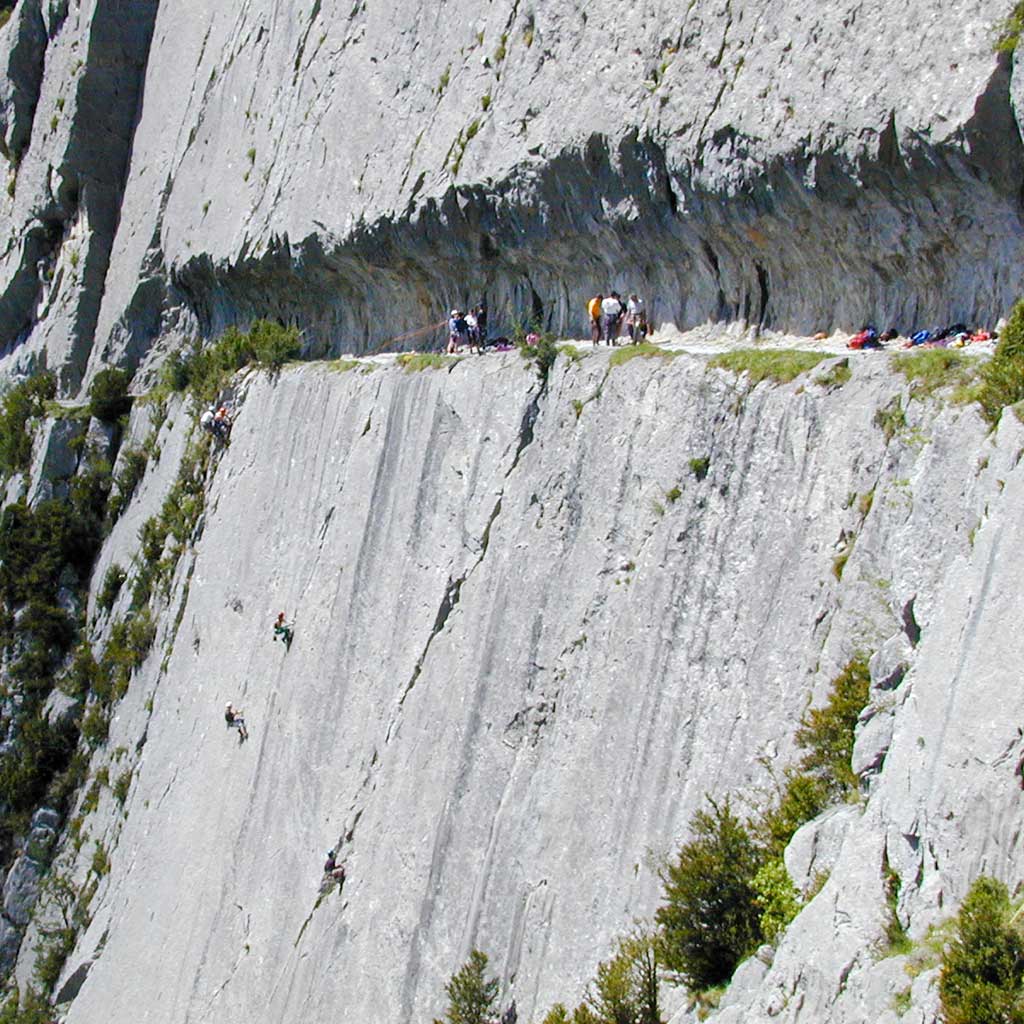 Chemin de la Mature: camino tallado sobre la roca para atravesar sin peligro los barrancos de Gorges de I’Ender / Foto (cc): Benoît Dandonneau (Flickr)