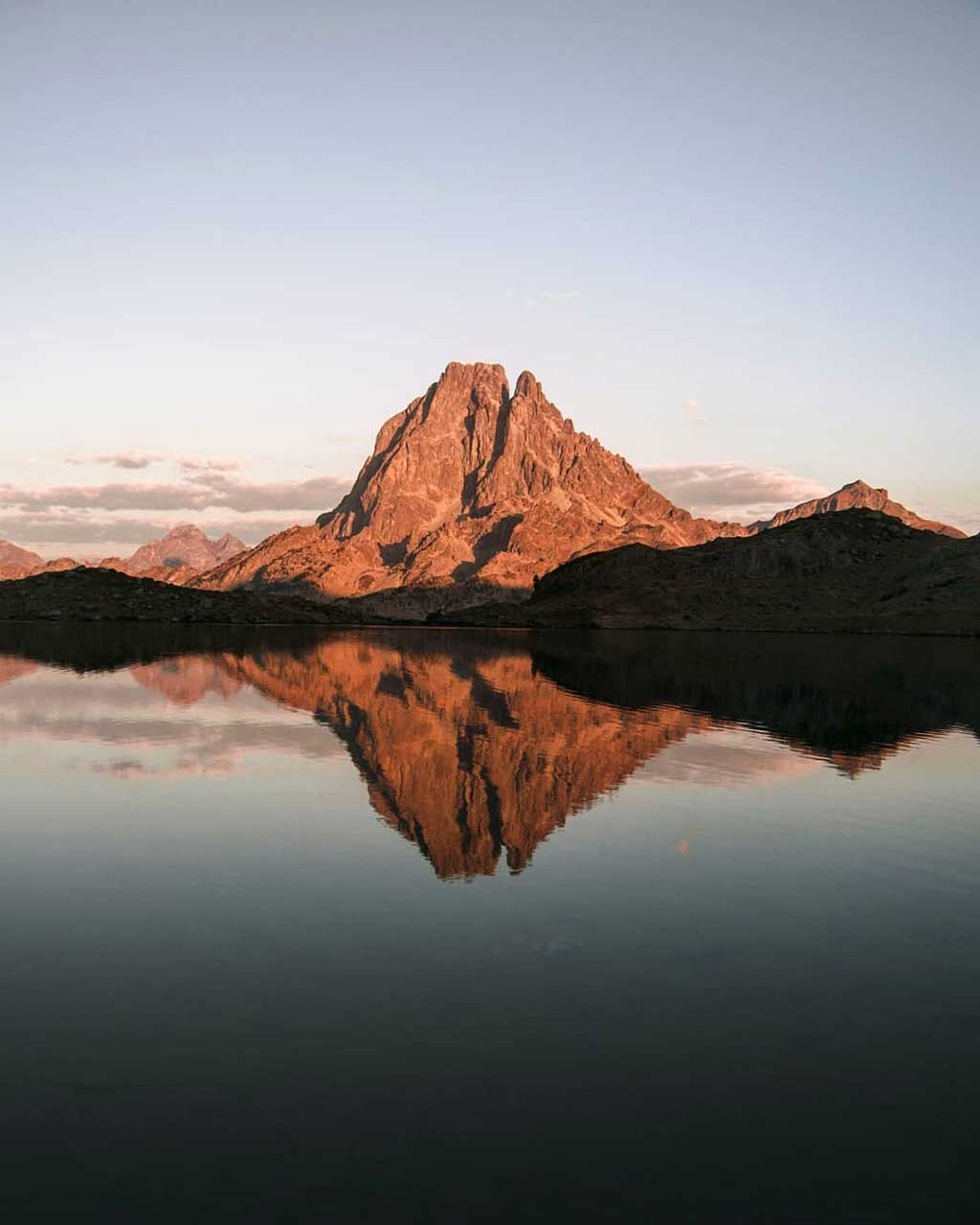 Fotografía montaña Pirineos by @julentto
