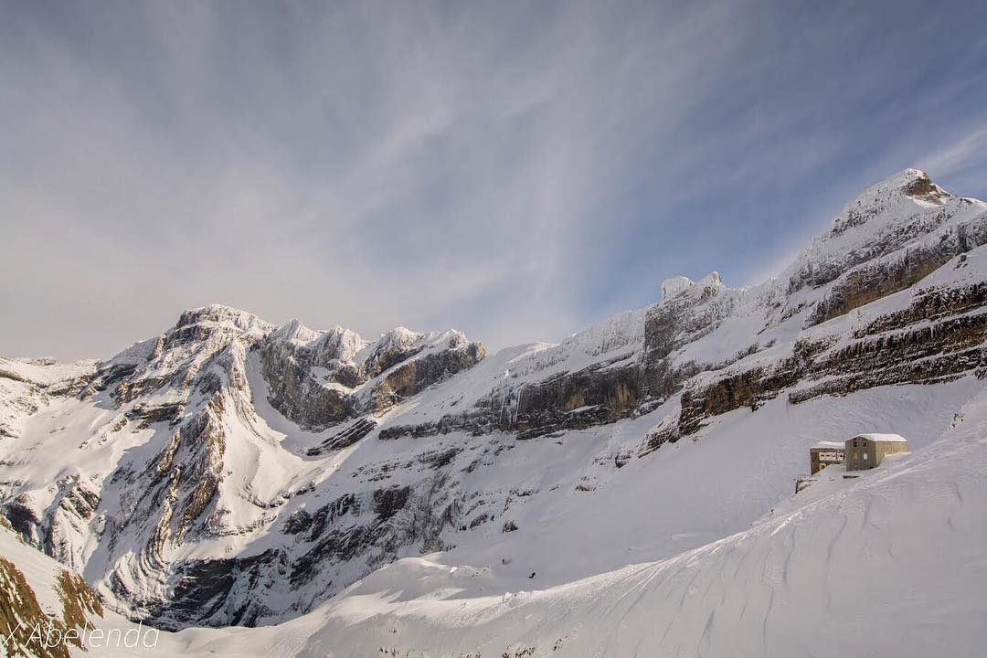 Fotografía montaña Pirineos by @xabelenda 