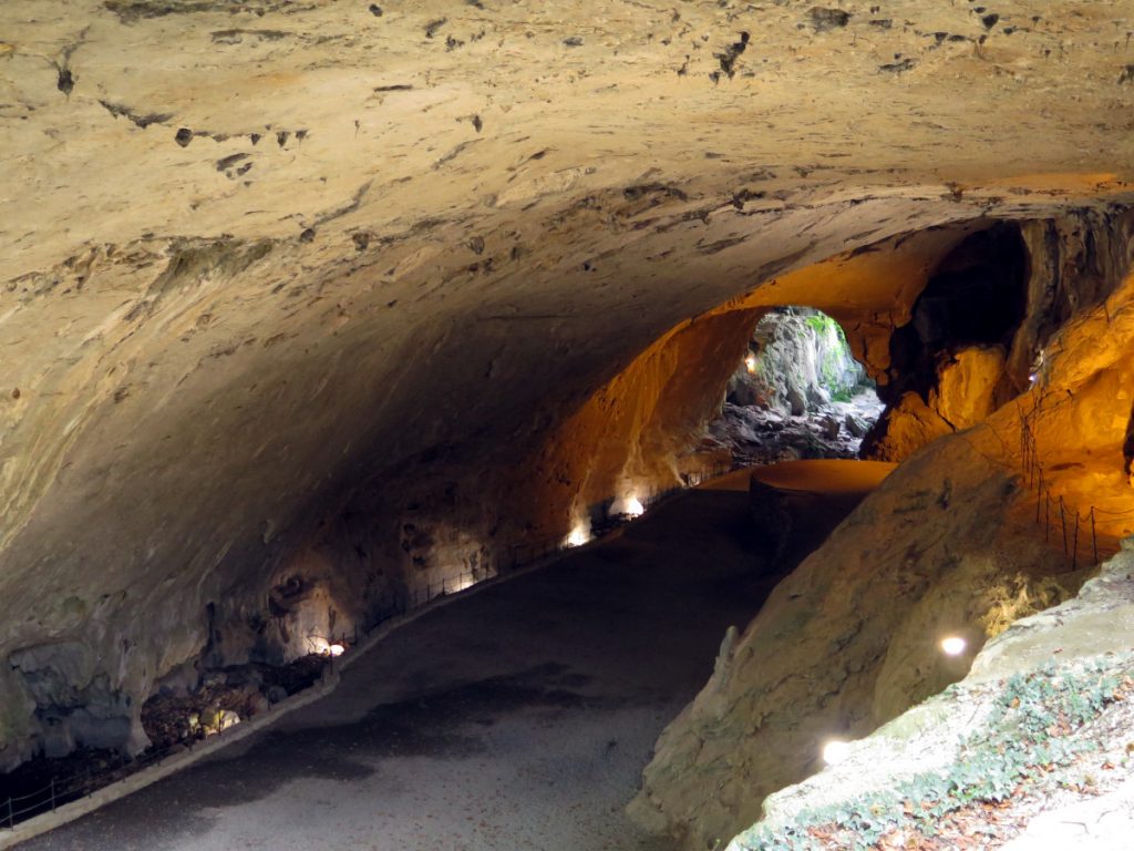 Cueva Sorginen Leizea —de las brujas— de Zugarramurdi / Foto: Eduardo Azcona