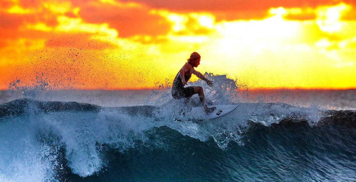 Descubre la impresionante historia del surf