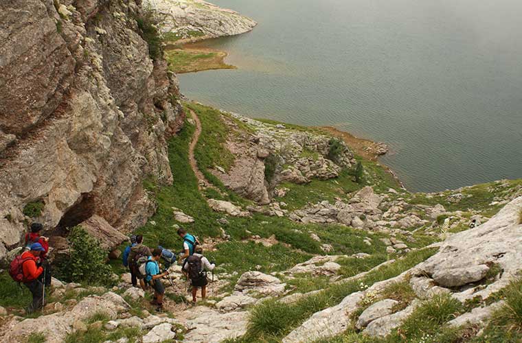 Descubre las rutas circulares de senderismo más emblemáticas de los Pirineos
