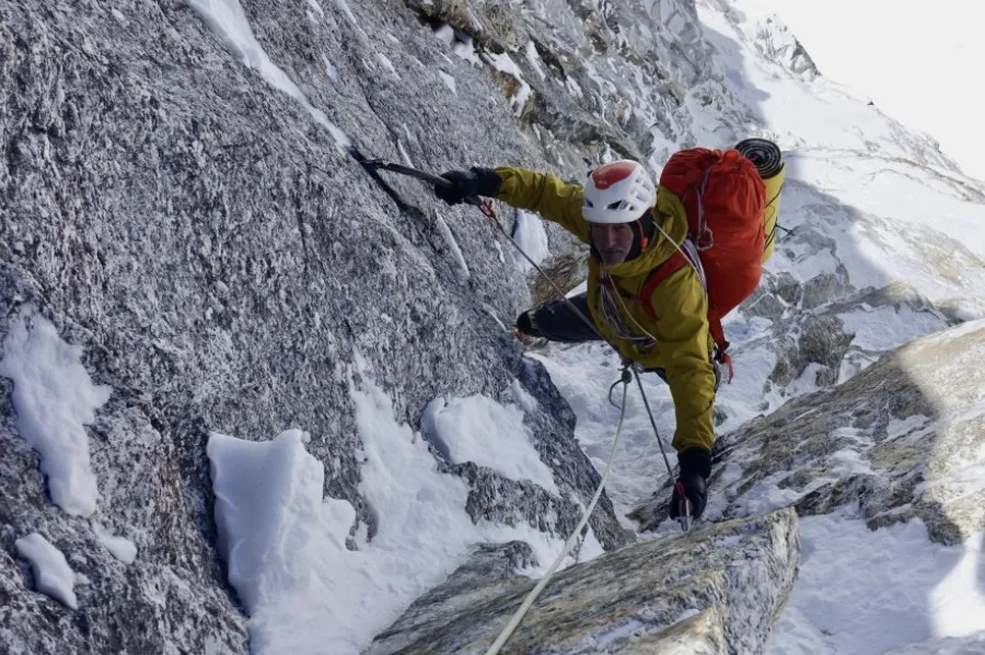 Paul Ramsden en la 'Phantom Line' al Jugal Spire. / Foto: Tim Miller