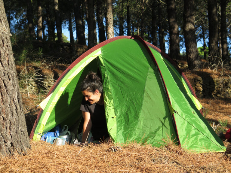 Acampando con tienda en el GR11, Pirineo oriental